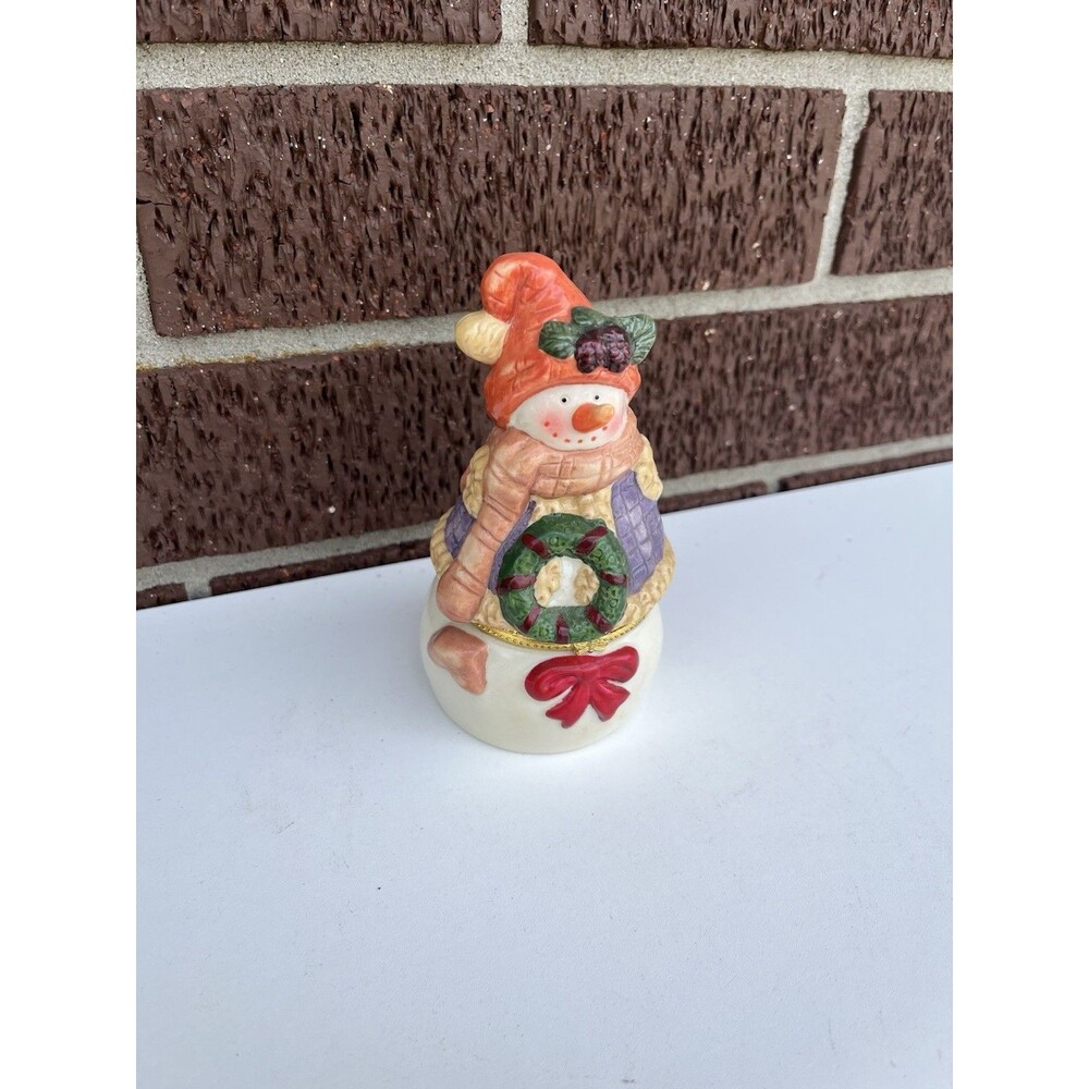 Vintage Snowman With Wreath Trinket Jewelry Box